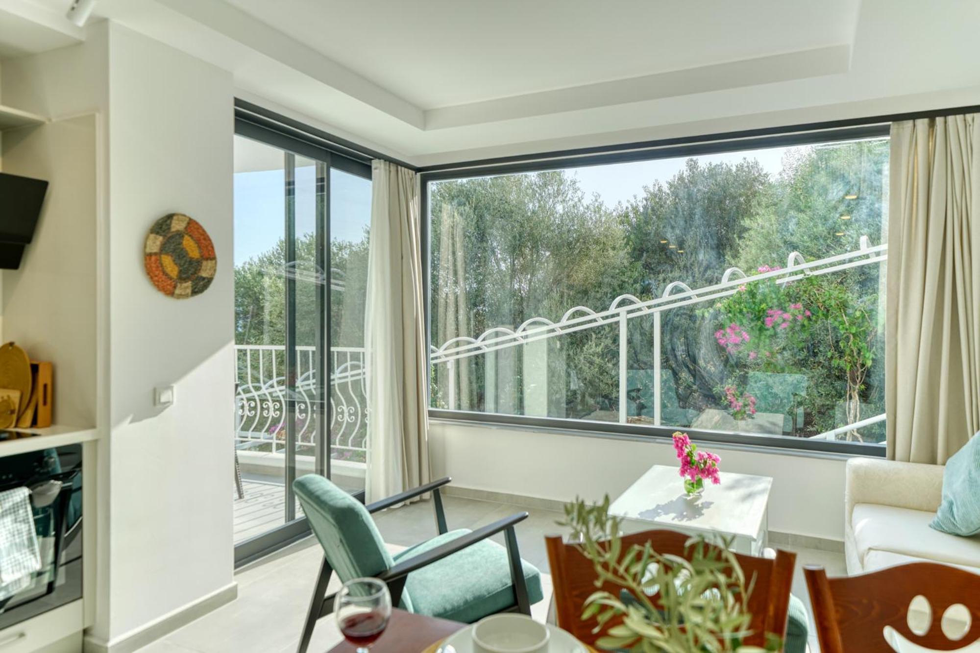 Bluenook Suites Kas Exterior photo