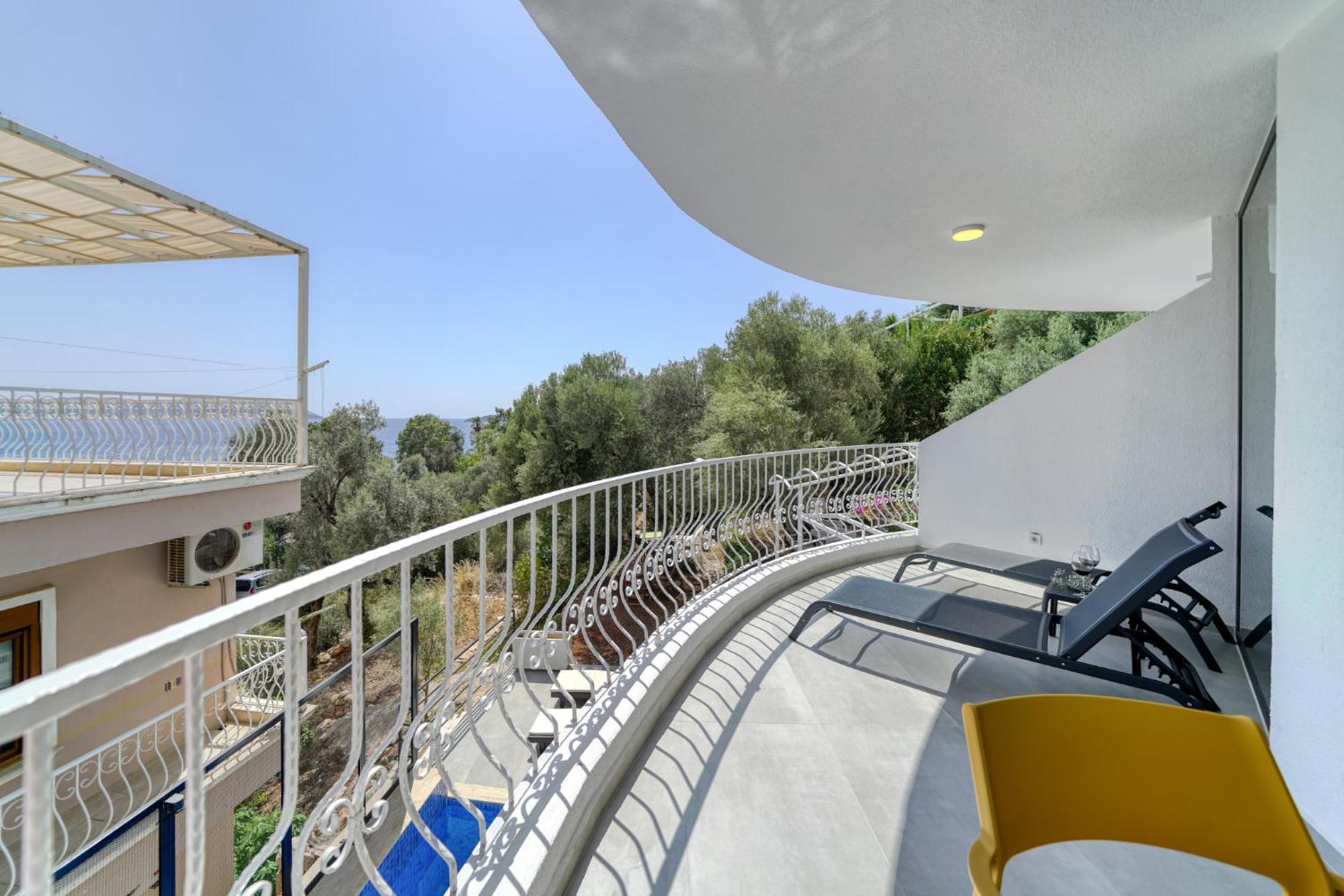 Bluenook Suites Kas Exterior photo