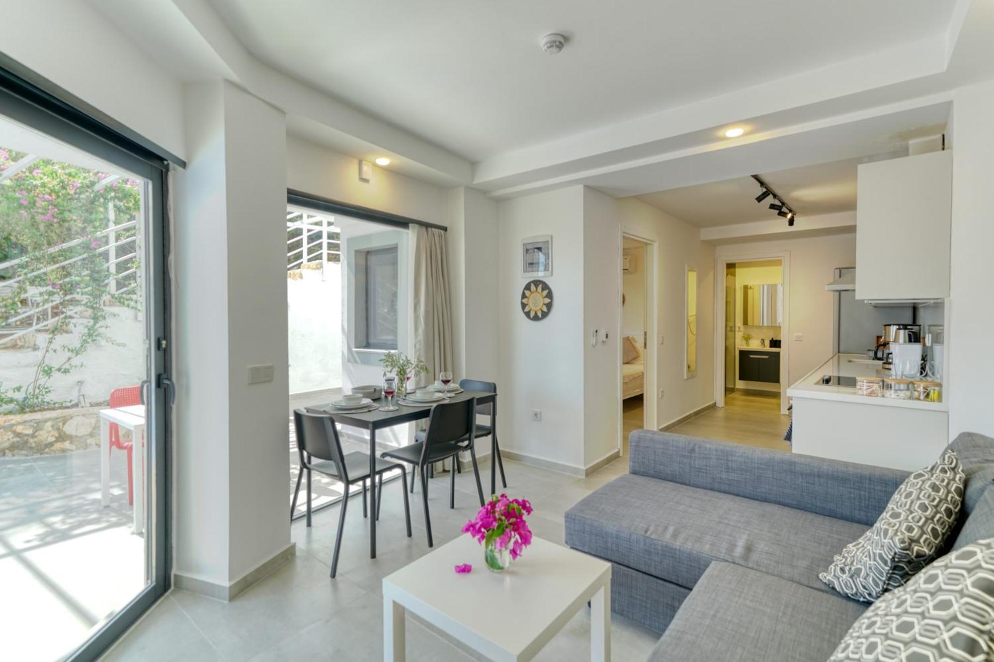 Bluenook Suites Kas Exterior photo